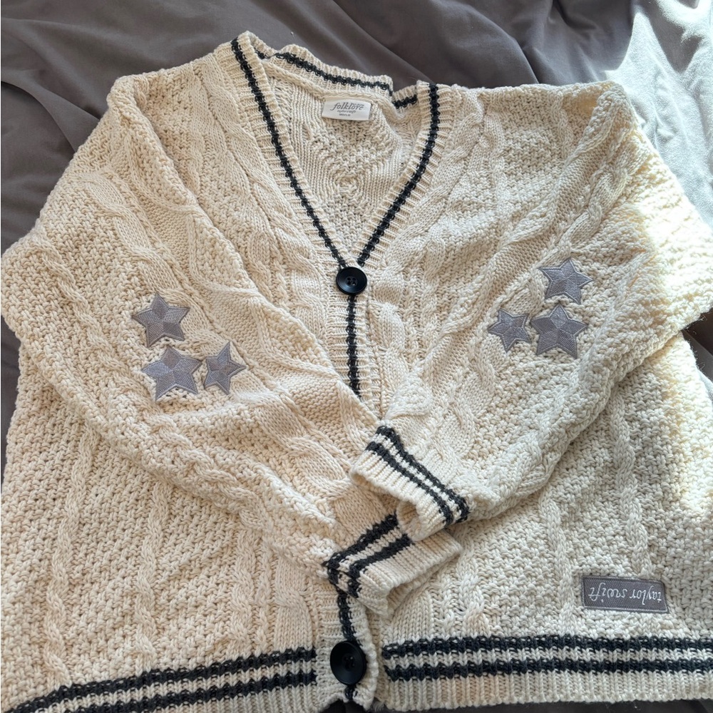 Taylor Swift Folklore cardigan Never Warn Size MD/LG
